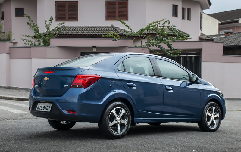 Chevrolet Onix e Prisma 2019 ganharam mais equipamentos - Fotos, Preço e  Detalhes - Mundo do Automóvel para PCD