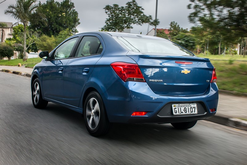 Chevrolet Onix e Prisma 2019 ganharam mais equipamentos - Fotos, Preço e  Detalhes - Mundo do Automóvel para PCD