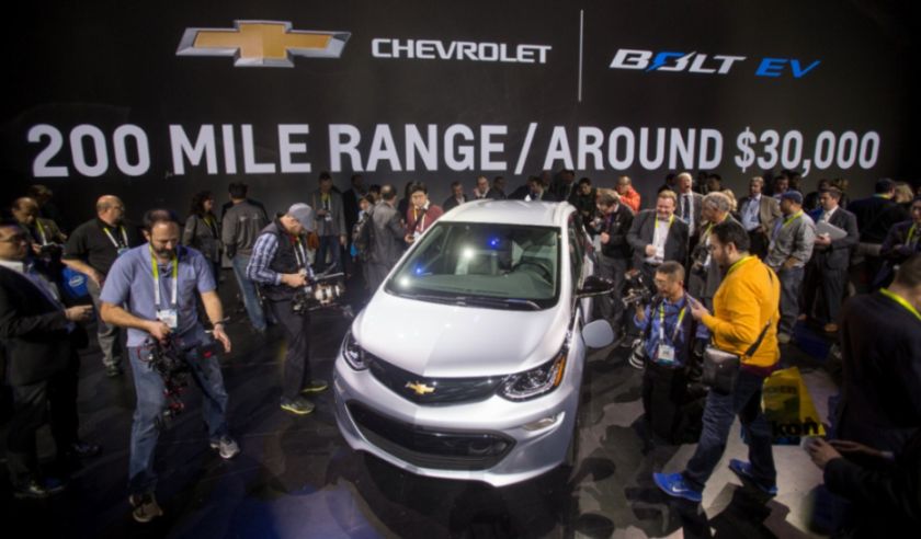 Chevrolet mostra Bolt EV 2017