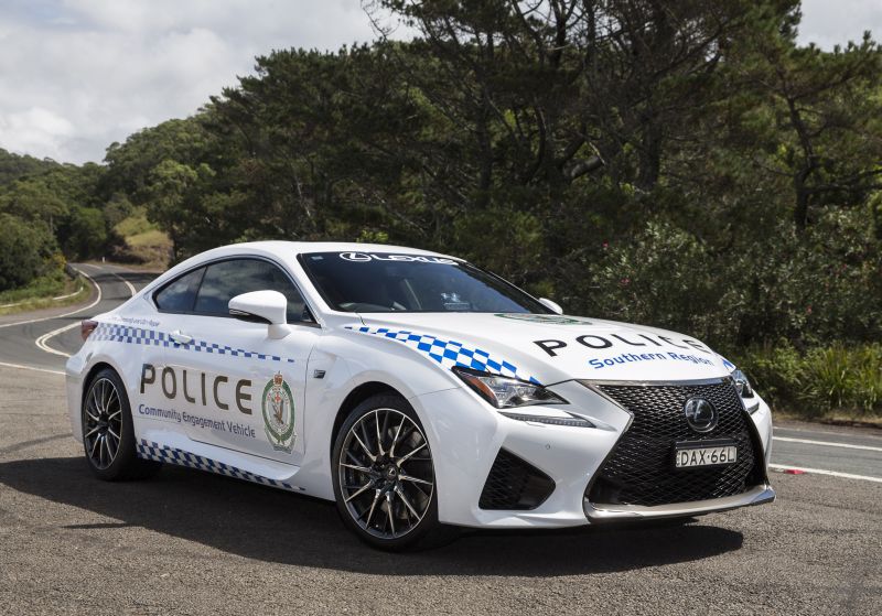 Lexus RC F entra para a frota da polícia australiana