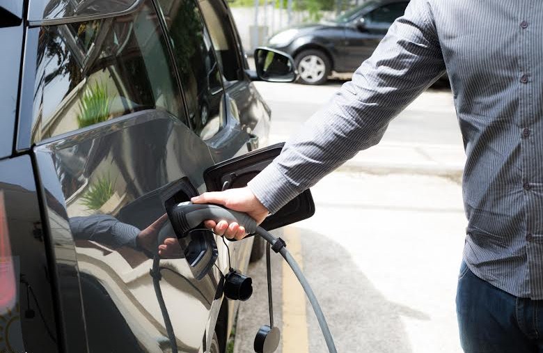 São Paulo tem nova estação para recarga de carros elétricos