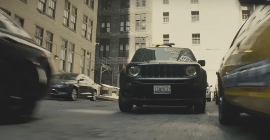 Jeep Regenade participa de “Batman vs Superman: A Origem da Justiça”