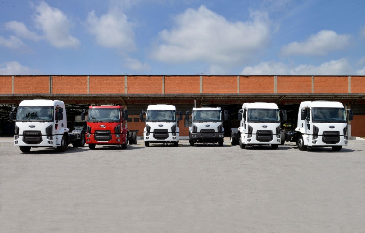 Ford lança no Brasil seis novos caminhões