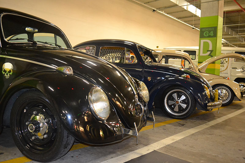 Shopping Praça da Moça promove exposição de carros antigos