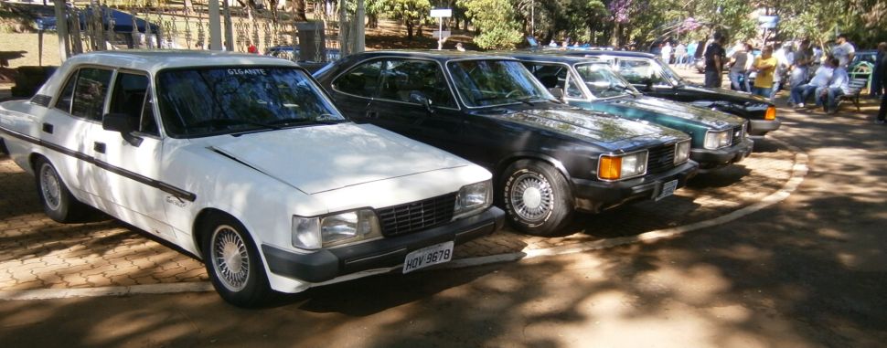 Paixão pelo Chevrolet Opala reúne entusiastas no ABC paulista