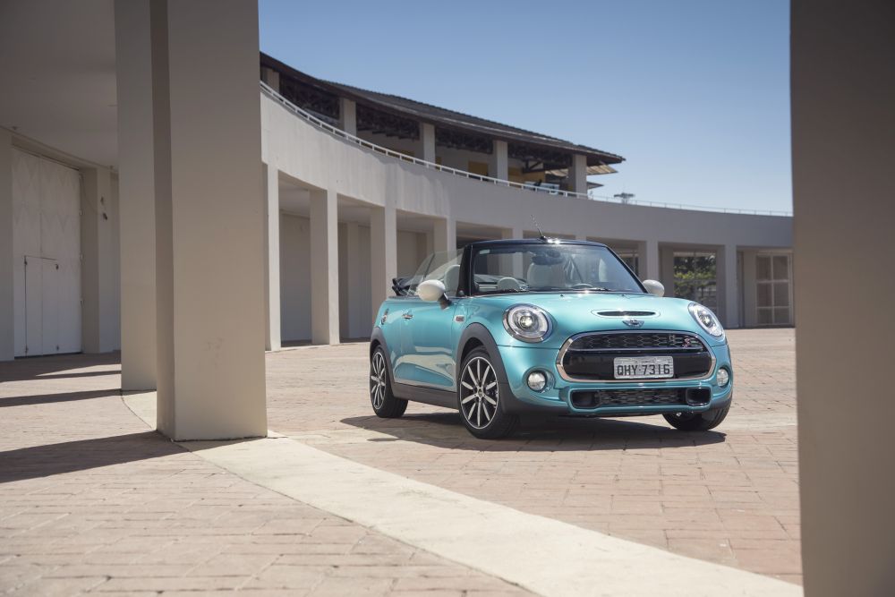 Novo Mini Cooper S Cabrio chega ao Brasil a partir de R$ 164.950