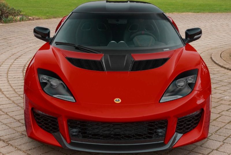 Lotus lança pacotes para aprimorar o Evora 400