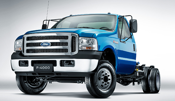 Ford comunica recall de caminhão por problema na mangueira do freio