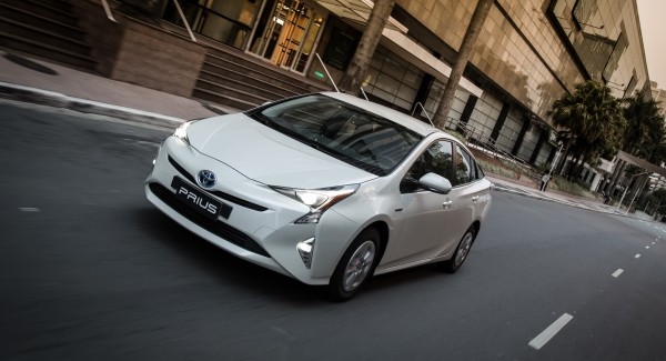 Proprietários do Toyota Prius são chamados para recall