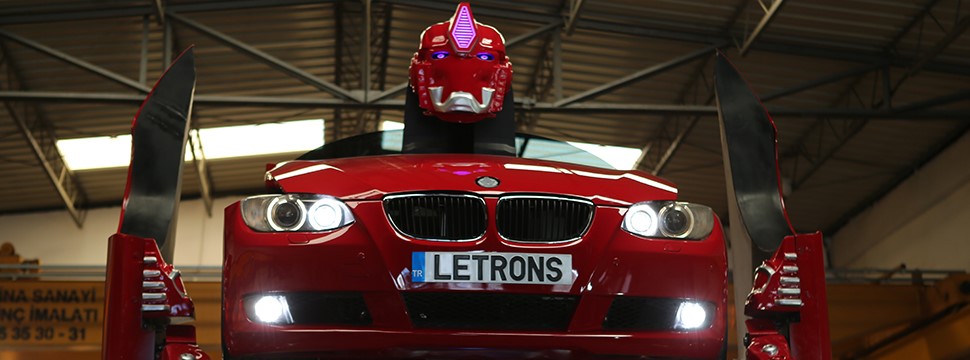 Transformers da vida real: empresa turca cria robô a partir de uma BMW