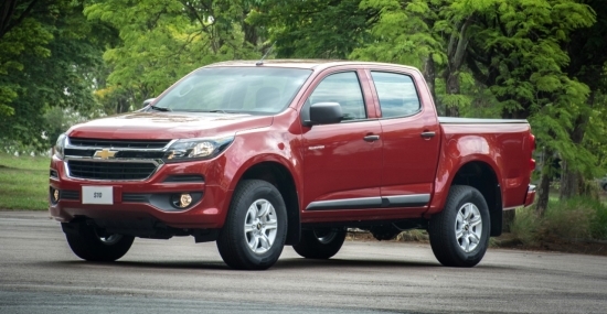 Chevrolet apresenta S10 Advantage reestilizada