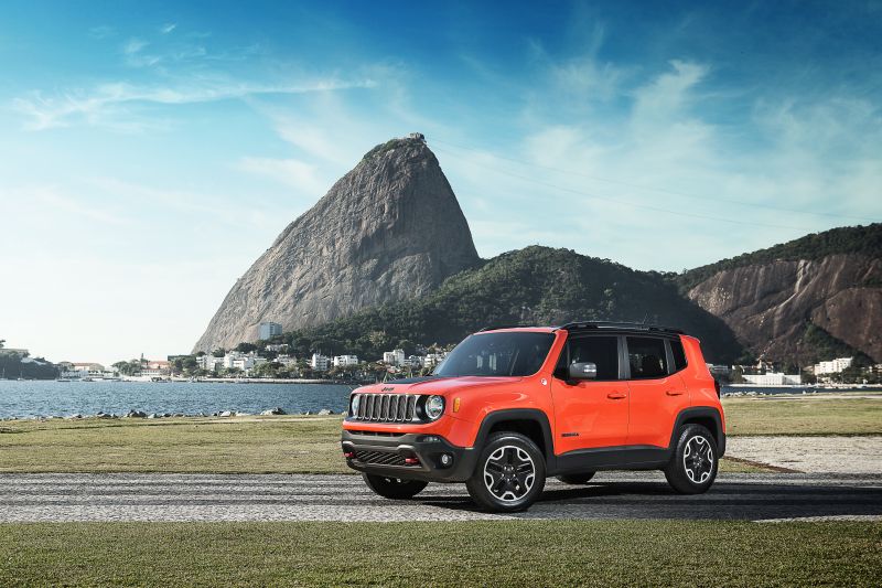 Recall: Jeep convoca Renegade para substituição do airbag