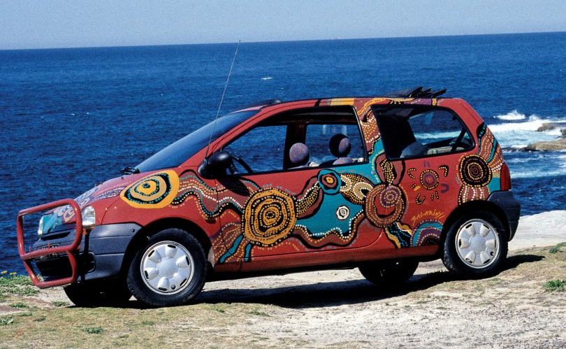 Renault Twingo vira obra de museu após rodar mais de 250 mil km