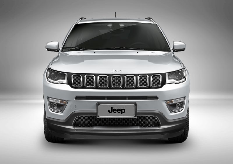 Sofisticado, versátil e cheio de estilo; assim é o Jeep Compass