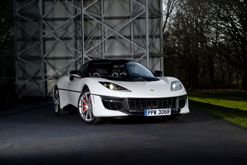 Lotus Evora especial faz homenagem ao filme “007 – O Espião que me Amava”