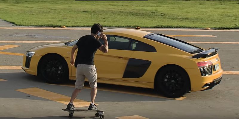 Bob Burnquist pula de paraquedas para dirigir o novo Audi R8