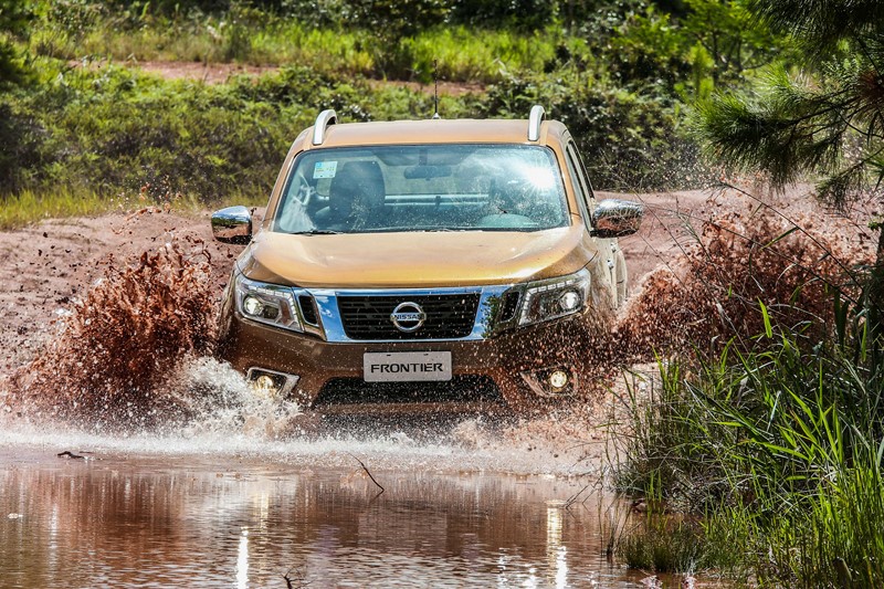 Nova Nissan Frontier chega ao Brasil em versão completa por R$ 166.700