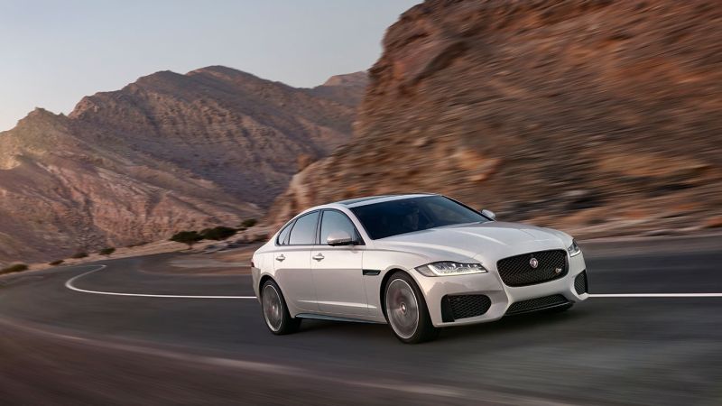 Jaguar XF é chamado para recall por risco de incêndio