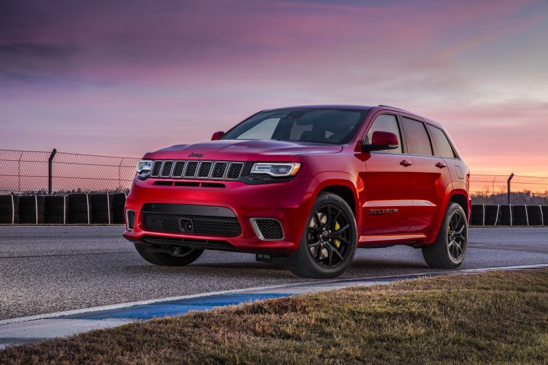 Jeep anuncia novo Grand Cherokee Trackhawk com insanos 717 cavalos