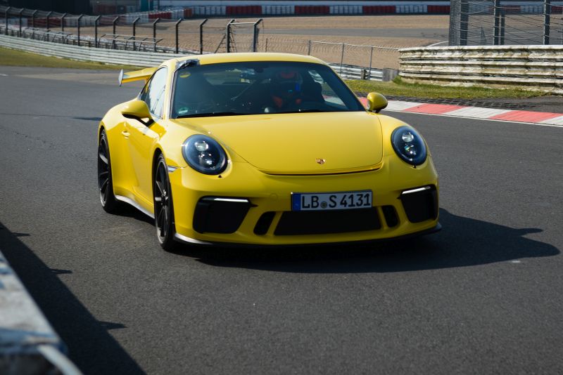 Novo Porsche 911 GT3 bate recorde da versão anterior em Nürburgring Nordschleife