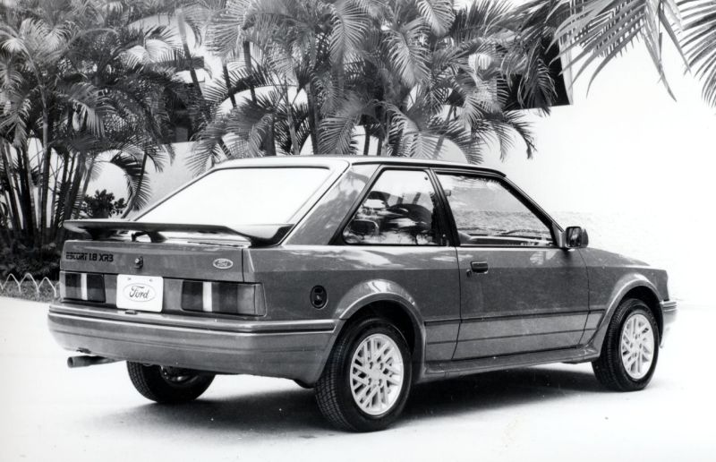 Ford Escort XR3 completa 35 anos