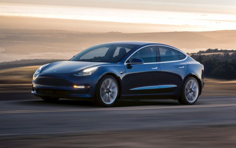 Tesla Model 3 é vendido a US$ 35 mil, mas opcionais custam mais de US$ 20 mil