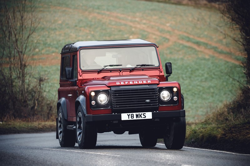 Land Rover lança Defender especial para comemorar aniversário de 70 anos