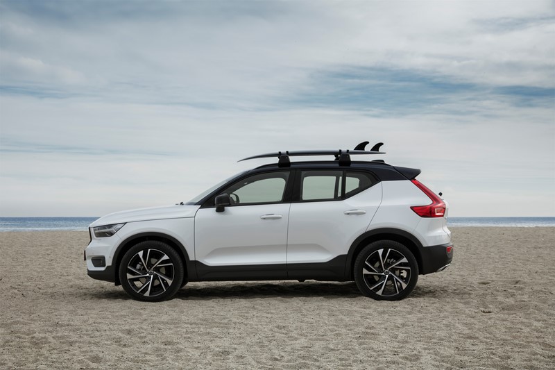 Volvo XC40 entra em pré-venda no Brasil; preços partem de R$ 145.950