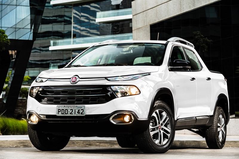 Linha 2019 da Fiat Toro perde câmbio manual e ganha novas versões