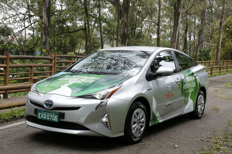 Toyota Prius flex é o primeiro híbrido bicombustível da história; veja os detalhes