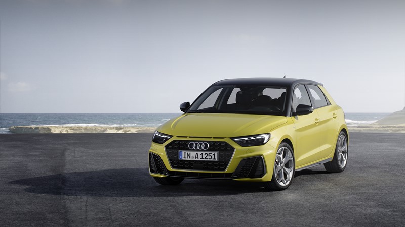 Primo do Polo, novo Audi A1 fica mais moderno em nova geração