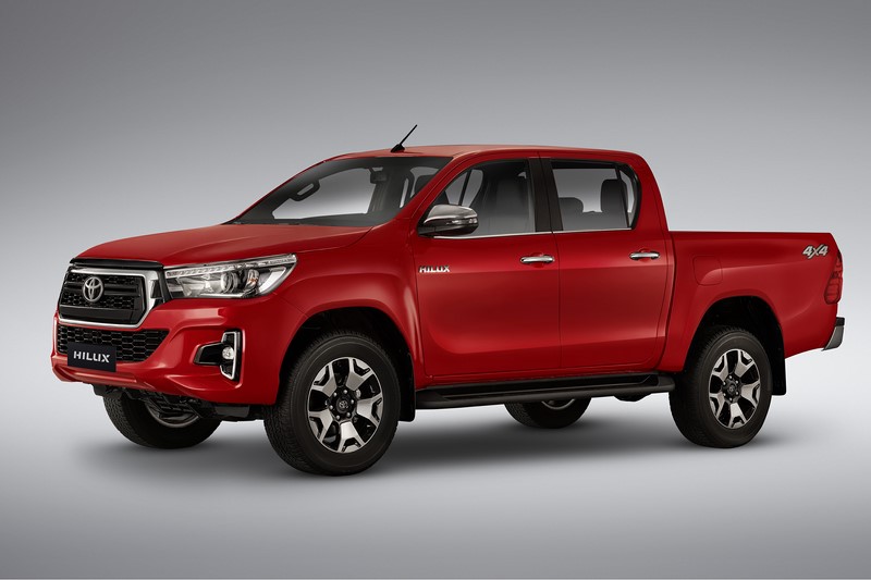 Com leve reestilização, Toyota Hilux 2019 estreia a partir de R$ 112 mil