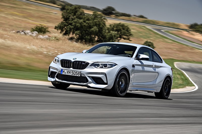 Mais potente, BMW M2 Competition chega ao Brasil por R$ 378 mil