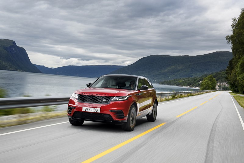 Range Rover Velar 2019 ganha novo motor de 300 cv