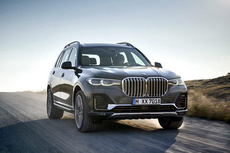 Modelo inédito, novo BMW X7 é apresentado oficialmente