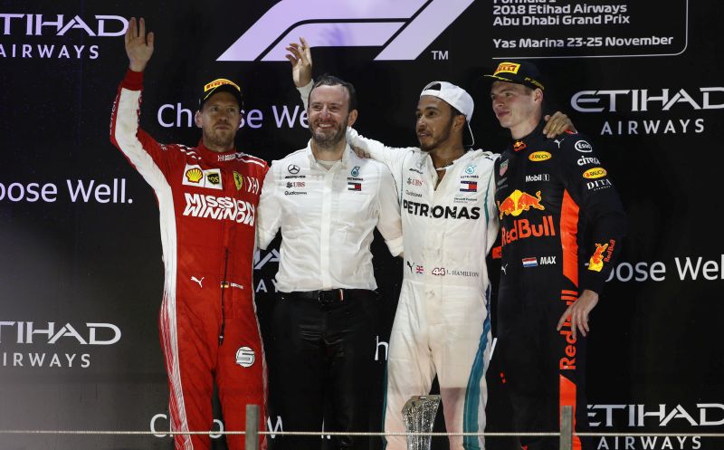 Opinião: Hamilton fecha GP de Abu Dhabi marcado por despedidas com chave de ouro