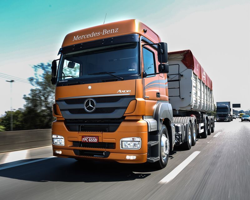 Mercedes-Benz Axor é convocado para recall por problema no sistema de reservatório de ar