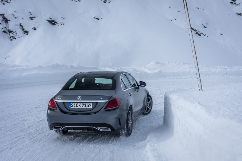 5°- Mercedes C Class: 459.427 unidades | Divulgação