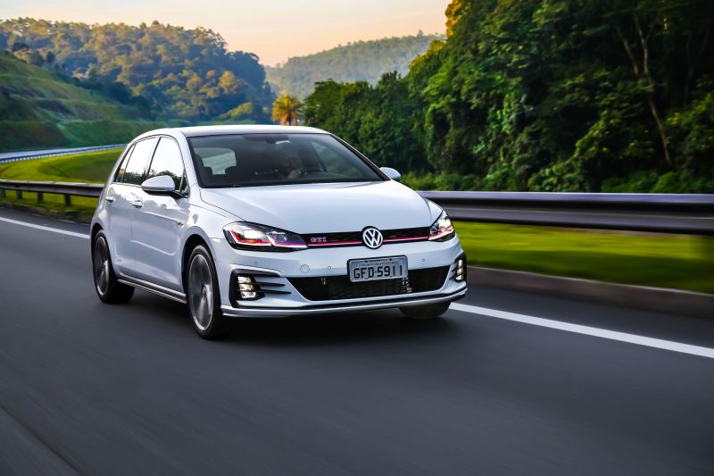 VW Golf TSI sai de linha no Brasil; versão GTI é a única que segue viva