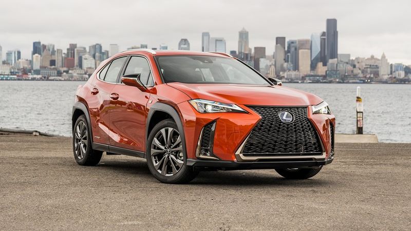 Novo Lexus UX 250h é lançado no Brasil; preços começam em R$ 170 mil