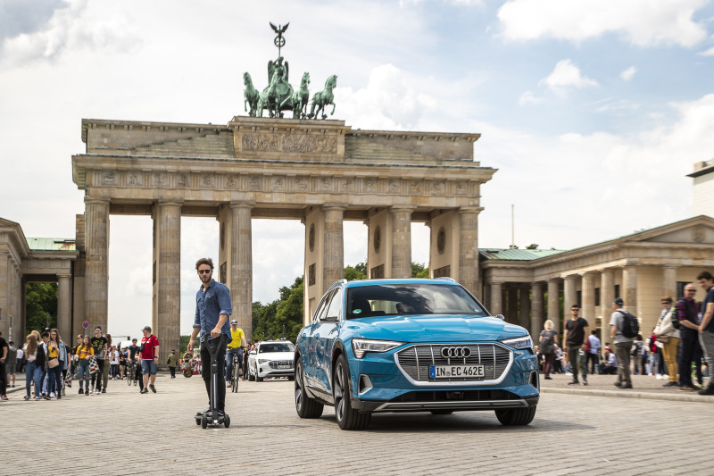 Audi mostra conceito de patinete elétrico que deve chegar ao mercado em 2020