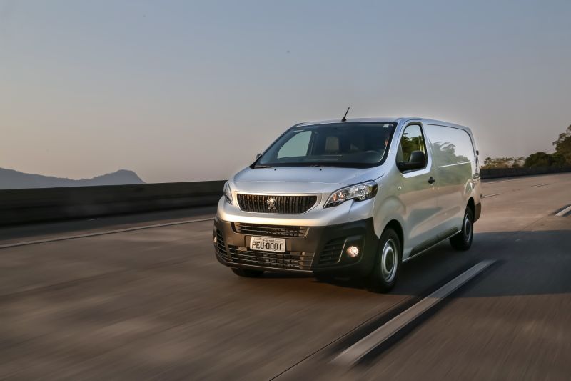 Recall: Peugeot Expert e Citroën Jumpy são chamados por problema no cinto de segurança