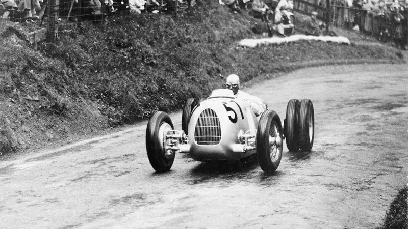Início do automóvel: veja fotos dos primeiros carros da história
