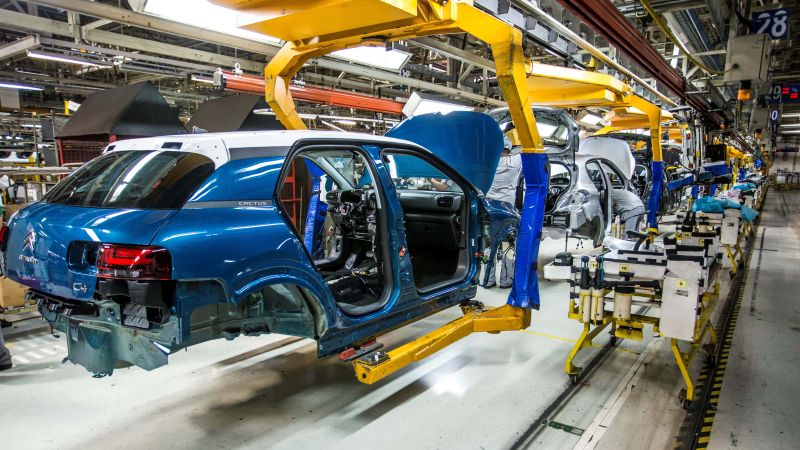 Renault e PSA anunciam a paralisação das fábricas no Brasil