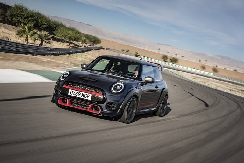 Mini vai vender 25 unidades do John Cooper Works GP no Brasil