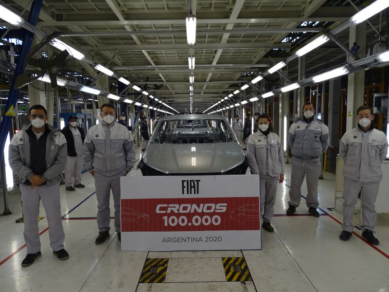 Fiat Cronos alcança marca de 100 mil unidades produzidas na Argentina