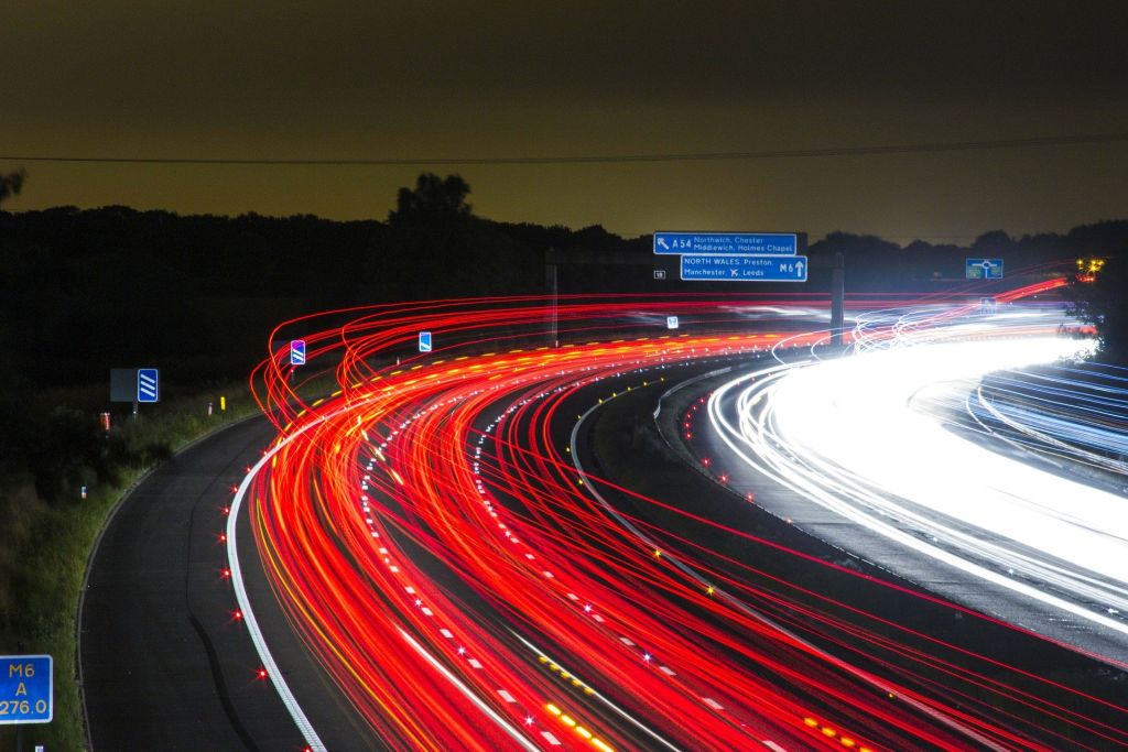 “No futuro, o carro será um celular sobre rodas”, indica professor FGV sobre os rumos do setor