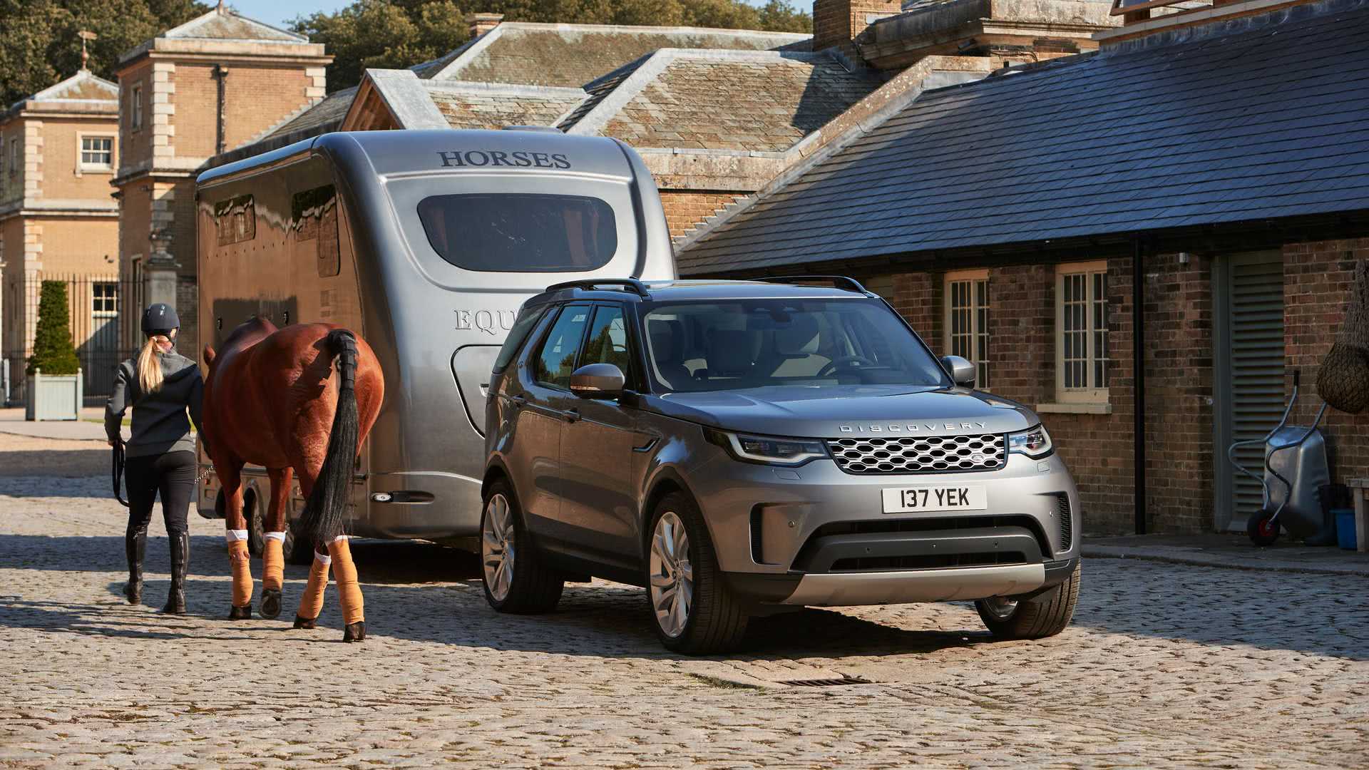 Land Rover Discovery 2021