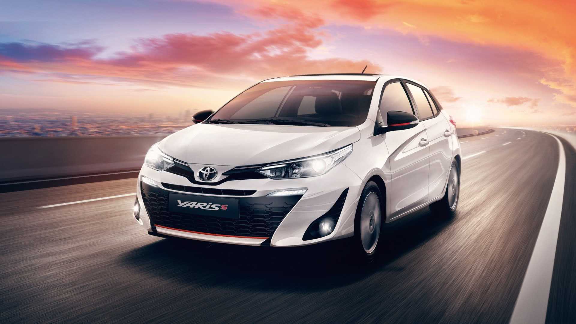 Toyota Yaris 2021 ganha novidades no visual; conheça as novas versões do hatch e sedã
