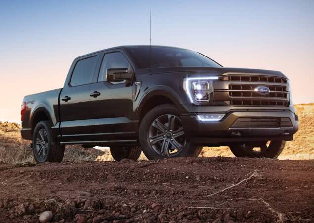 Ford F-150 Raptor tem visual FLAGRADO e terá motor V8 de Mustang